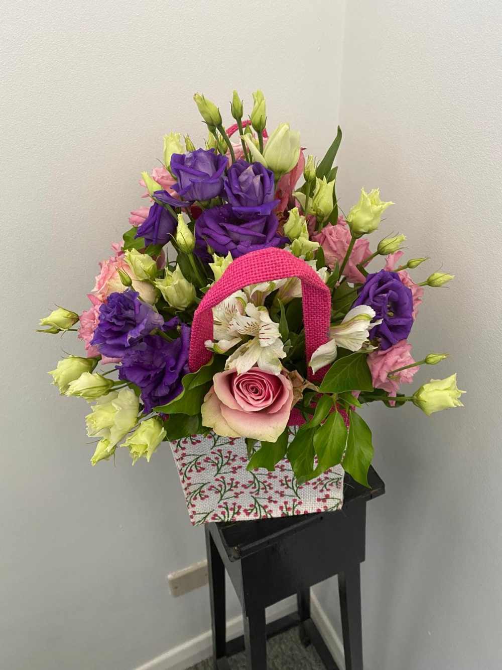 Pretty Pink Gift Bag Product Image